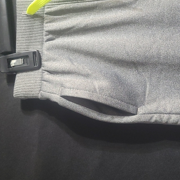 Puma jogger - Picture 4 of 7